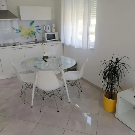 Apartment Sweet