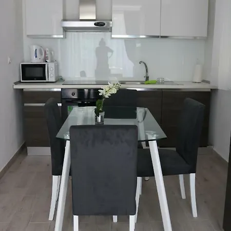 Sweet Apartment *