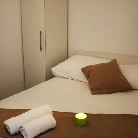 Apartment Sweet *
