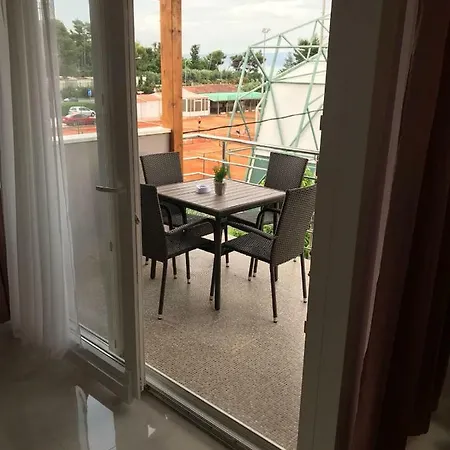 Sweet Apartment Split