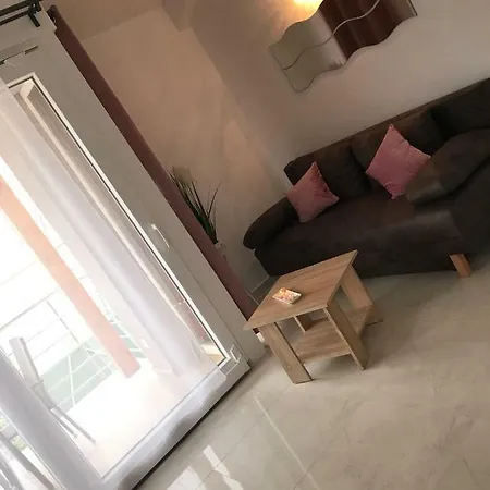 Apartment Sweet *