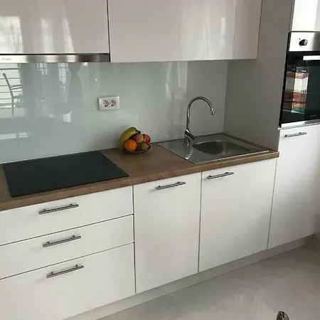 Sweet Apartment *