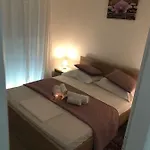 Apartment Sweet *