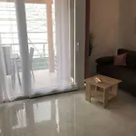 Apartment Sweet Split